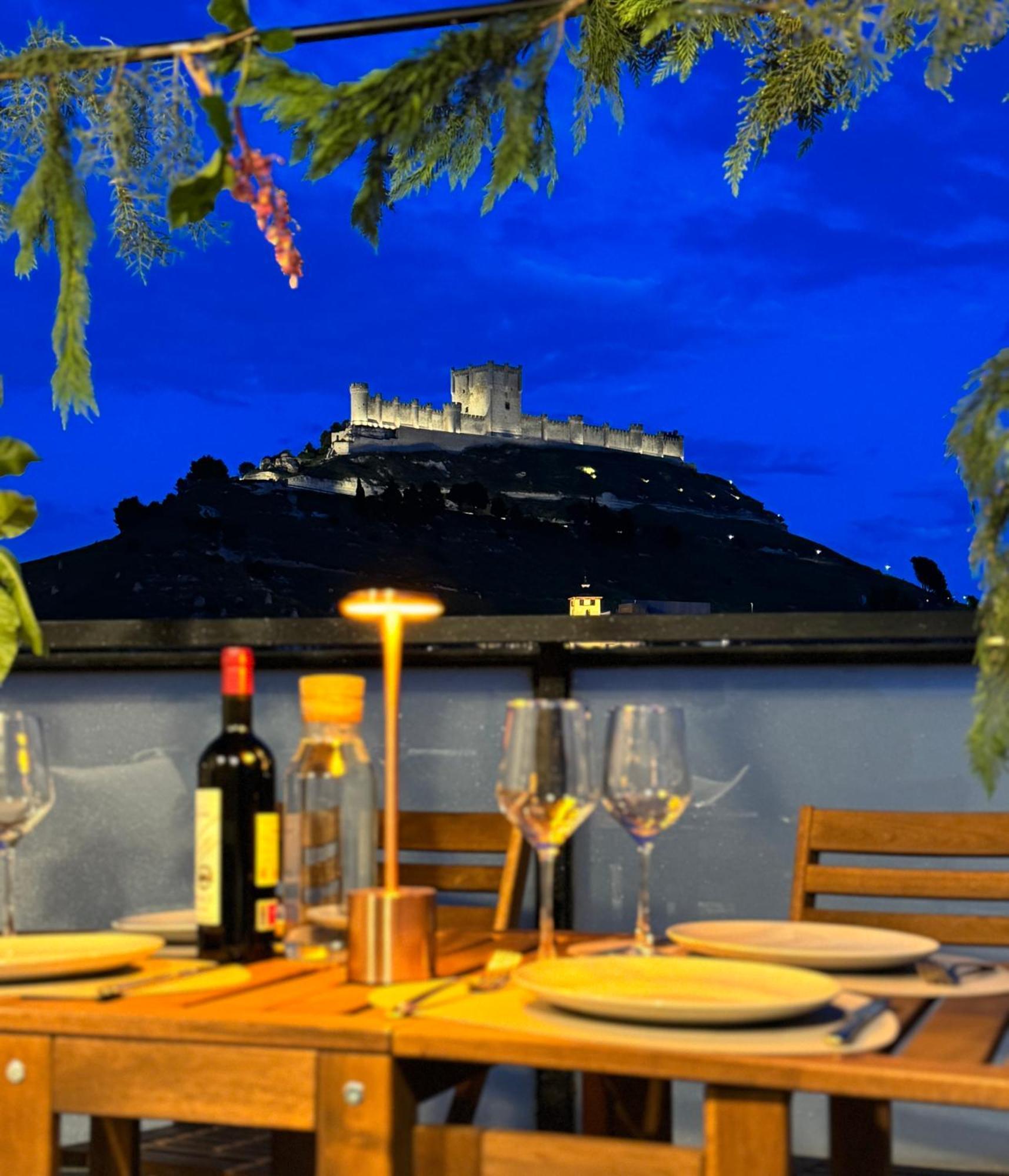 Appartamento Casa De La Luz Peñafiel Esterno foto
